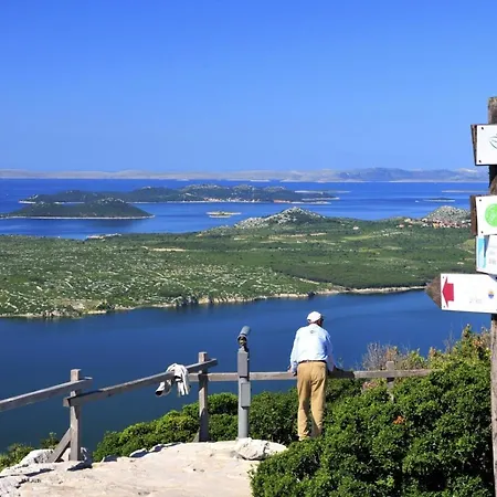 Room In Biograd Na Moru With Balcony, Air Conditioning, Wifi 4948-2 * Biograd na Moru